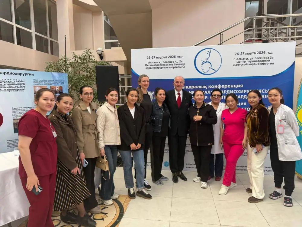 ВРАЧИ В АЛМАТЫ ПРЕДСТАВИЛИ НОВЫЕ РЕШЕНИЯ ПО СЛОЖНЫМ АКУШЕРСКИМ И НЕОНАТАЛЬНЫМ СЛУЧАЯМ (3)