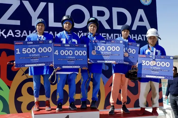 Отборочный этап чемпионата Казахстана по конным скачкам прошёл в Кызылорде с участием 150 жокеев