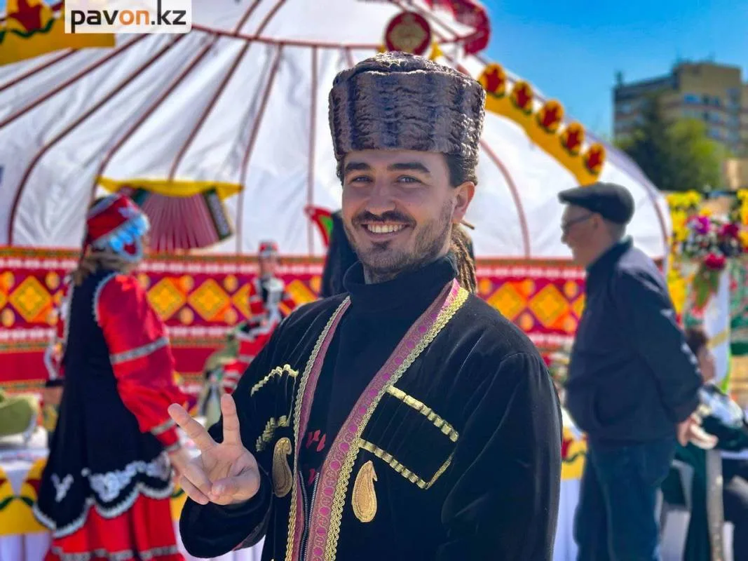 Павлодарцев приглашают на празднование Дня единства народа Казахстана, который станет ярким событием, объединяющим людей разных национальностей и культур. В программе запланированы концерты, выставки и различные культурные мероприятия, направленные на укр Павлодаре