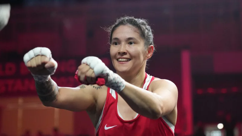 Казахстанская сборная блестяще стартует на Кубке мира по боксу: победа Кызайбай и захватывающие нокауты в Фос-ду-Игуасу Павлодаре