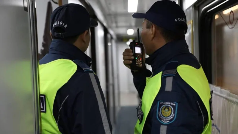 Казахстан: Новый закон о снятии пенсионных накоплений и задержания полицейских вызывают общественный резонанс Павлодаре