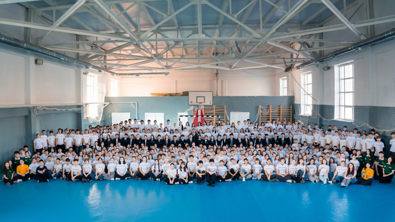 Школьник из аула вдохновил 10 тысяч сельских восьмиклассников и помог получить 22 гранта для детей в рамках II тура олимпиады IQanat Павлодаре