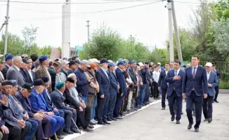 Прощание с Мухтаром Шахановым в Туркестанской области