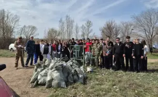 Сбор мусора на берегу Самаркандского водохранилища: усилия по сохранению экологии местных водоемов