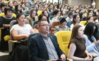 В Астане зажгли огонь конституционных ценностей в образовательных учреждениях