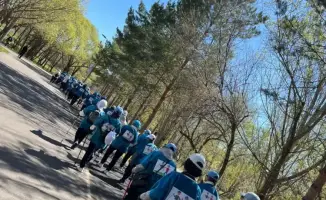 «Таза Қазақстан»: пенсионеры шагнули к здоровью на скандинавских тропах Астаны
