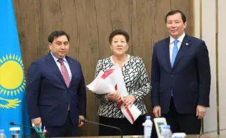 Обсуждение профессионализации государственной службы в Актобе: новые подходы и перспективы для кадрового развития