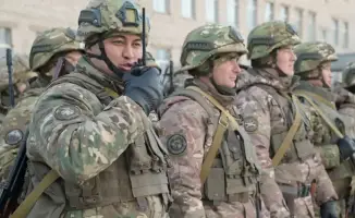 Годовщина Сухопутных войск Казахстана: укрепление обороноспособности и развитие современных технологий