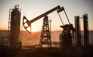 Цены на нефть резко падают на фоне перемирия между США и Ираном