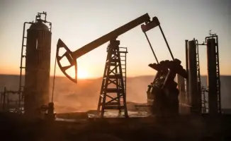 Рост цен на нефть Brent: последствия неопределенности в переговорах США и Ирана