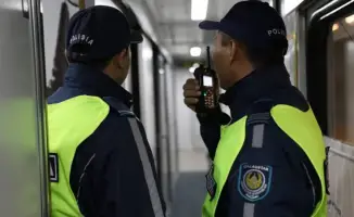 Казахстан: Новый закон о снятии пенсионных накоплений и задержания полицейских вызывают общественный резонанс