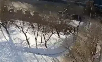 В Астане произошел жестокий конфликт между школьниками, который перерос в избиение с использованием кастетов. Пострадавший получил серьезные травмы, в том числе выбитые зубы.