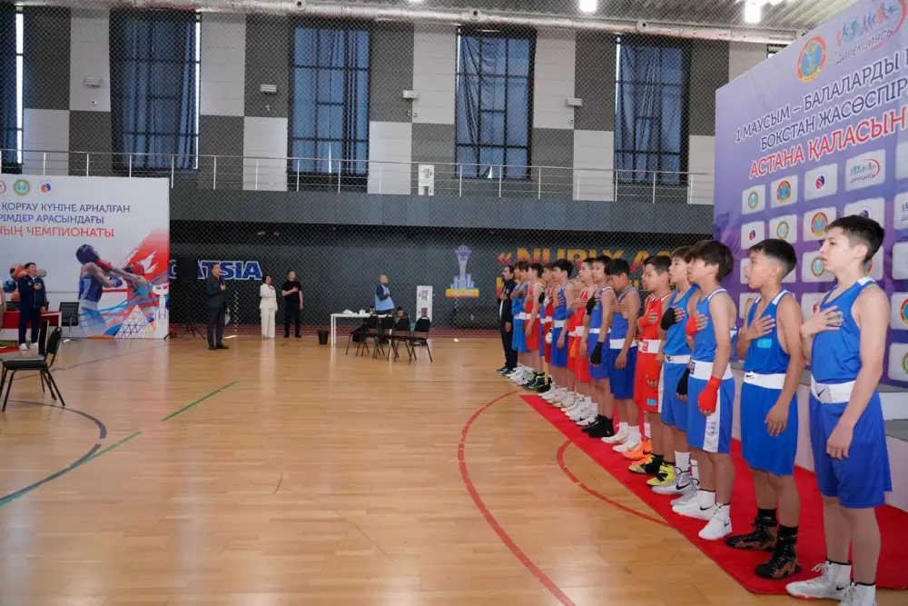 В столице проходит городской чемпионат по боксу среди подростков (3)