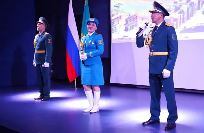 Казахстан и Россия: армейские связи на празднике в Москве