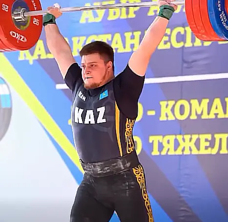 Успехи казахстанских спортсменов: достижение Артёма Антропова на чемпионате по тяжёлой атлетике