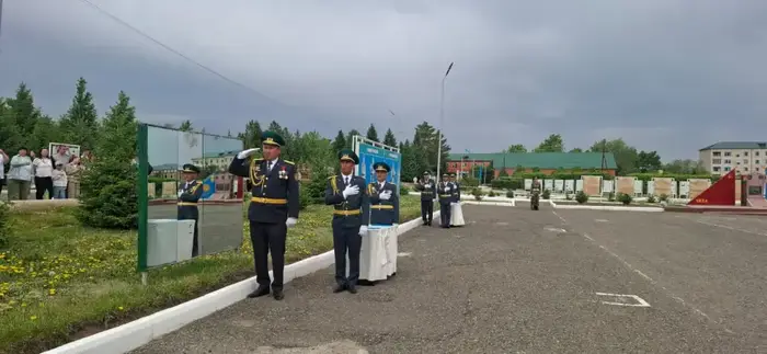 В ВКО солдаты-новобранцы приняли присягу (4)