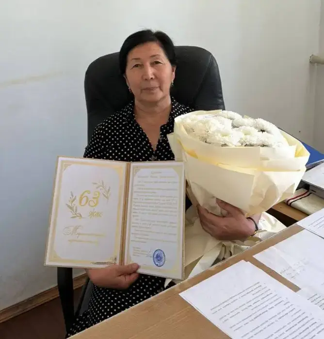 Шынар Таскараева завершила 40-летнюю карьеру в водном хозяйстве, оставив значимый след в коллективе Казводхоза