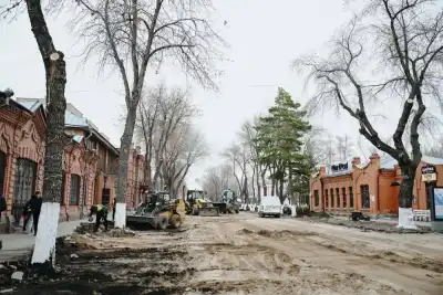 Реконструкция главной улицы Петропавла второй этап обновление фасадов освещение эко-парк Qyzyljar