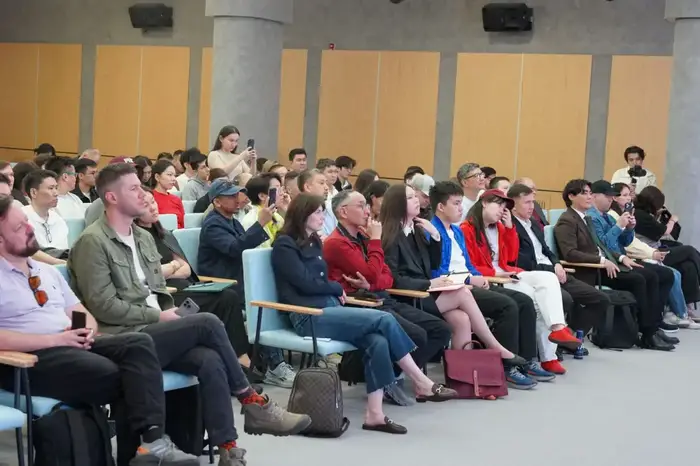В Almaty Hub стартовал воркшоп Uri Levine - сооснователя Waze и Moovit