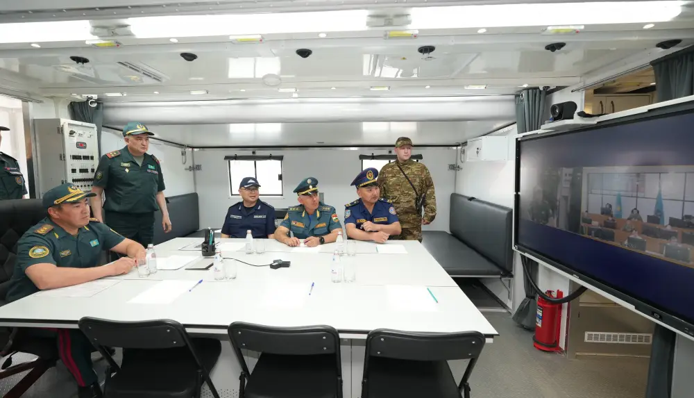 Совместные учения спасательных подразделений Центральной Азии проходят в Душанбе под руководством министра по чрезвычайным ситуациям РК