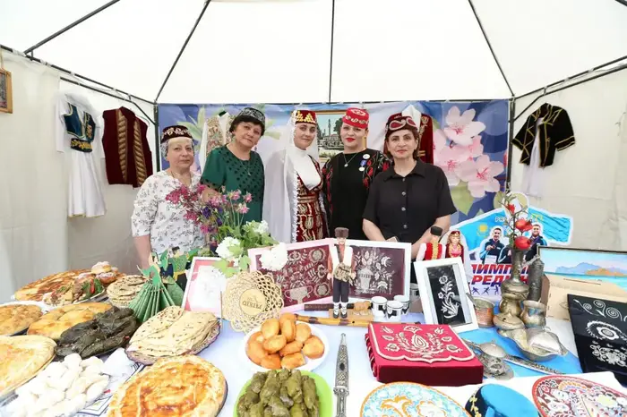 Вкус единства: Алматы встречает народы на гастрономической ярмарке