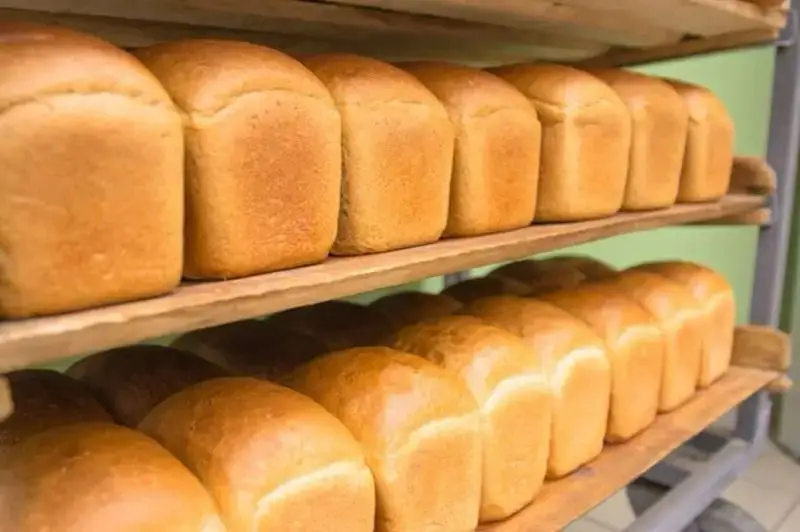 В Алматы установлены фиксированные цены на социальный хлеб и продукты
