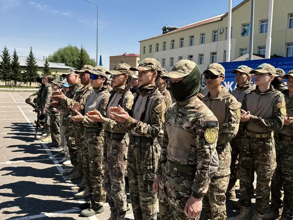 В Астане стартовал отборочный этап XII Международного военно-патриотического сбора молодежи «Айбын-2026» с участием 130 бойцов. Павлодаре