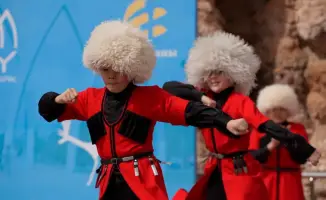 В Астане в парке Жетысу прошло праздничное мероприятие, посвященное Дню единства народа Казахстана