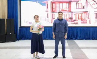 50 семей Шымкента получили квартиры в микрорайоне Ақжайық
