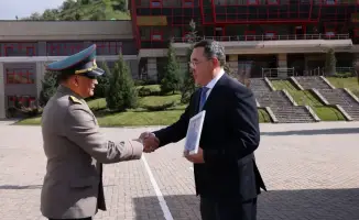 Военно-патриотическое воспитание молодежи в Казахстане: воспитанники лицея «Арыстан» демонстрируют строевую и боевую подготовку