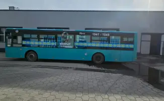 Праздничное оформление автобусов в Караганде усиливает патриотическую атмосферу ко Дню Победы