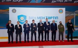 В Астане стартовал детский хоккейный турнир «Закон и порядок»
