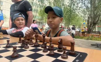 Шахматный блиц: единство народа на доске!