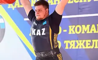 Успехи казахстанских спортсменов: достижение Артёма Антропова на чемпионате по тяжёлой атлетике