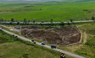 В Усть-Каменогорске высадили 7 тысяч саженцев, создавая контур карты ВКО