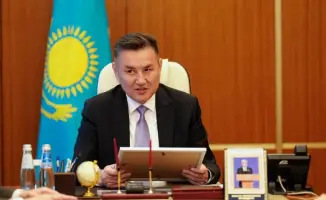 Поддержка талантов: Встреча акима ВКО с победительницей республиканского айтыса Жулдызай Маратбек