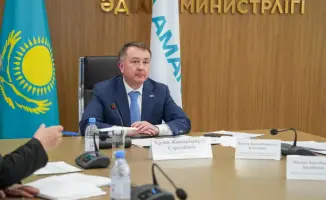 Обсуждение проблем с нотариальной палатой и регистрационной службой на приёме у министра юстиции РК может привести к изменениям в работе государственных служб