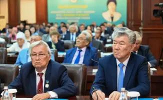 Конференция в Кызылорде: 80 лет Алмагуль Божановой