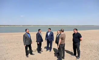 Аким области осматривает проект благоустройства левого берега Шульбинского водохранилища