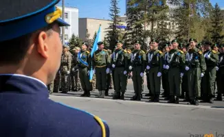 Аким города: "Павлодарцы — надежный щит Родины в День защитника Отечества"