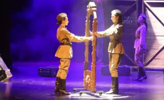 Спектакль о войне: женский взгляд на ужас!