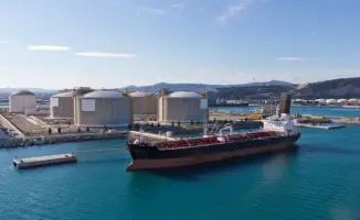 Иран угрожает ценами на нефть: 200 долларов за баррель в Ормузском проливе