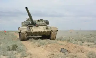 Более 500 военнослужащих морской пехоты прошли обучение на танках в России