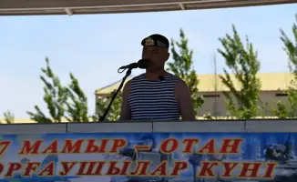 Тысячи морских пехотинцев пробежали в Алматы