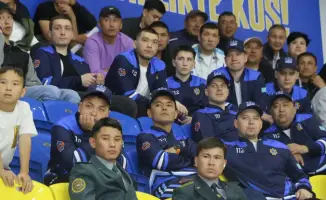 В Алматы завершился первый Кубок по хоккею с шайбой: команды сражались за трофей