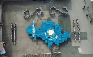Студенты ASTANA POLYTECHNIC в Астане создали живую карту Казахстана в рамках флешмоба