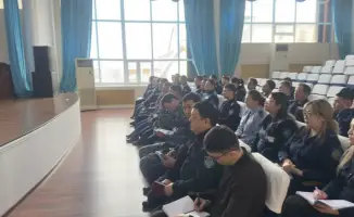 Караганда: молодые полицейские на уроках безопасности!