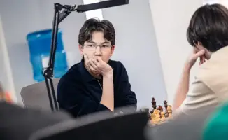 Сауат Нургалиев, 15-летний шахматист из Астаны, стал чемпионом Казахстана, набрав 9 очков