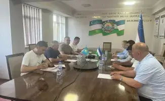 Казахстан и Узбекистан усиливают совместные усилия по борьбе с саранчой для защиты сельского хозяйства