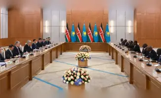 20 мая в Астане президенты Казахстана и Кении провели переговоры в расширенном составе, обсуждая вопросы объединения рынков и взаимного туризма. В ходе встречи стороны обсудили возможности укрепления экономических связей и развития туристических потоков м